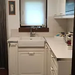 Vintage House By The Sea דירה *