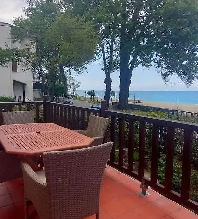 Sea View Vintage & River Ground Апартаменты Хорефто