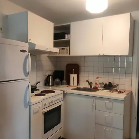 Sea View Vintage & River Ground