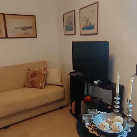 Vintage House By The Sea