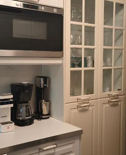 Lägenhet Vintage House By The Sea *