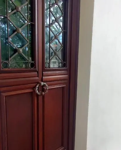 Lägenhet Vintage House By The Sea Chorefton