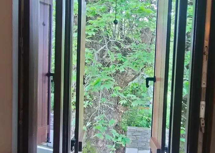 Lägenhet Vintage House By The Sea