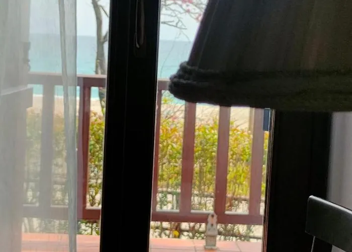 Vintage House By The Sea * Chorefton