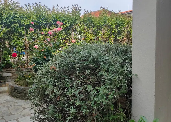 Lägenhet Vintage House By The Sea